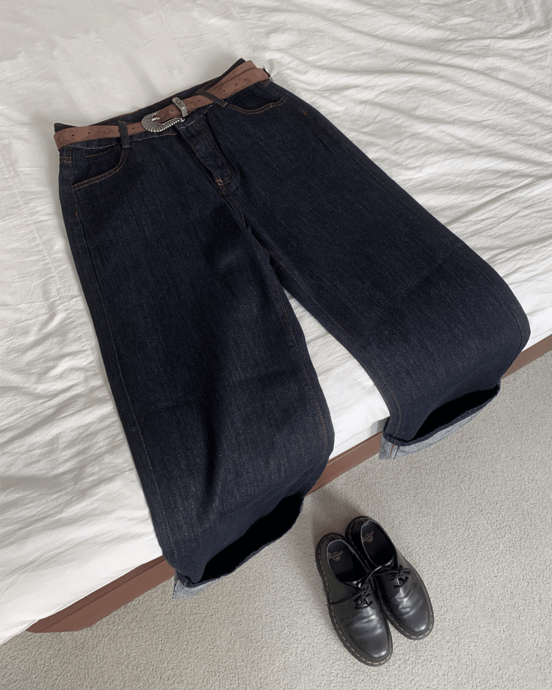 GUSTA（グスタ）の「ペニーレッドステッチローワイドデニムパンツ（パンツ）」