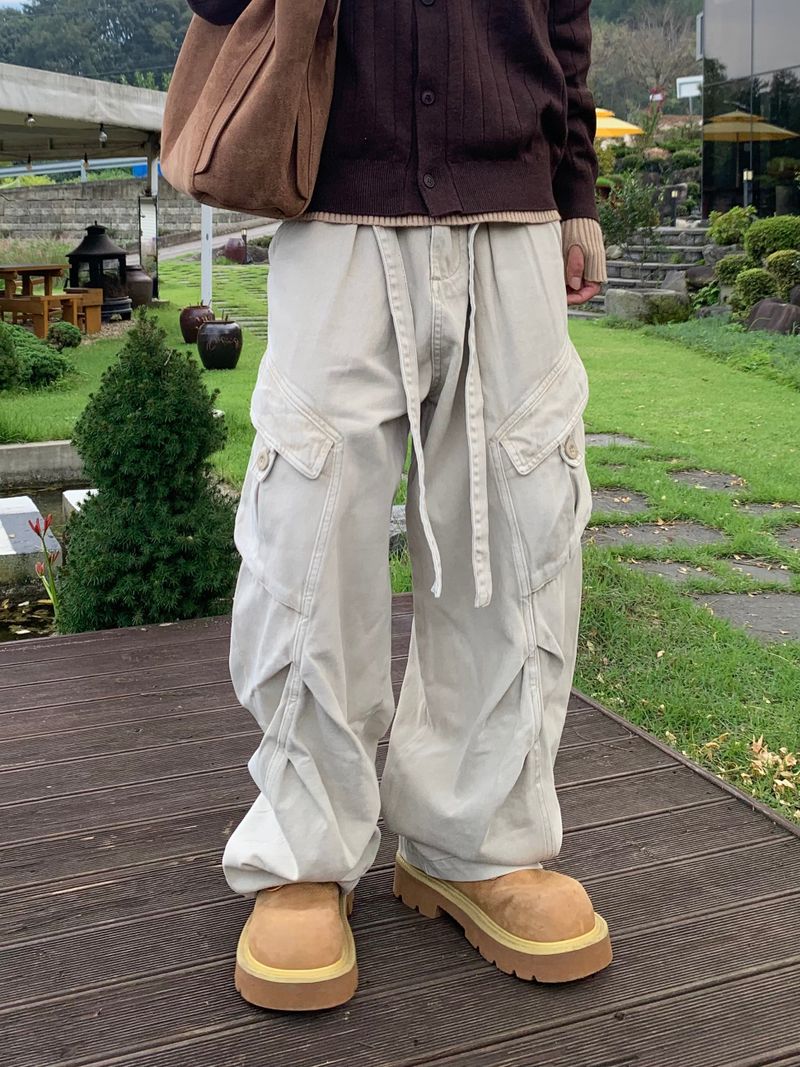 BONGJU（ボンジュ）の「レイヤーストラップカーゴパンツ（パンツ）」