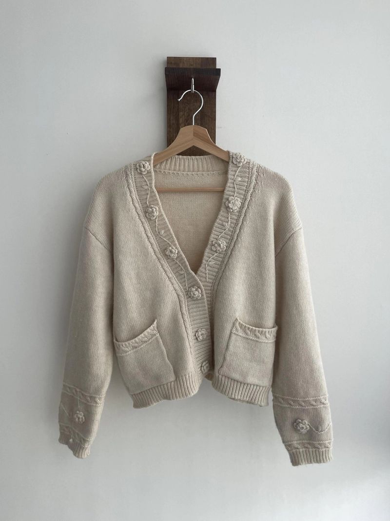 da flower knit cardigan