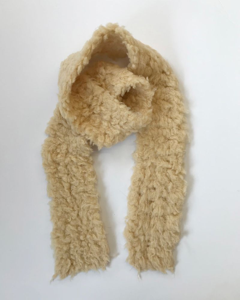 Movi Fluffy Fine Wool Muffler (4 Colors)