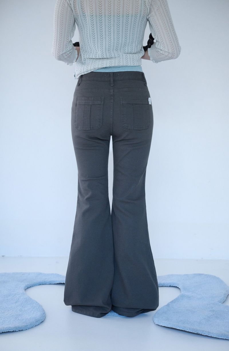 BUTTON POCKET BOOTCUT PT CHARCOAL