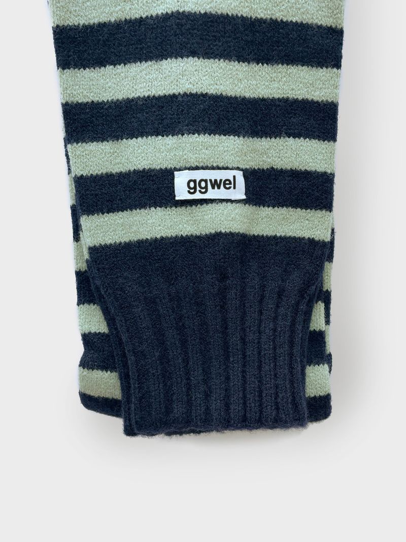 KNIT STRIPE MUFFLER