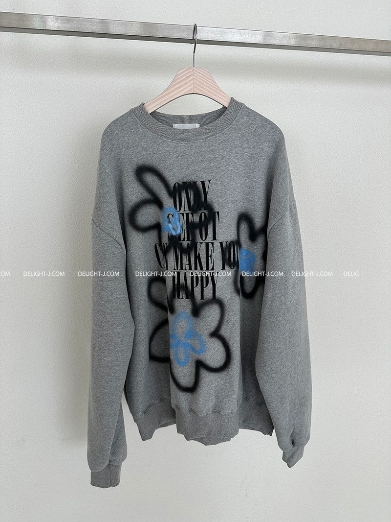 [UNISEX] Wool napping flower oversized fit sweatshirt