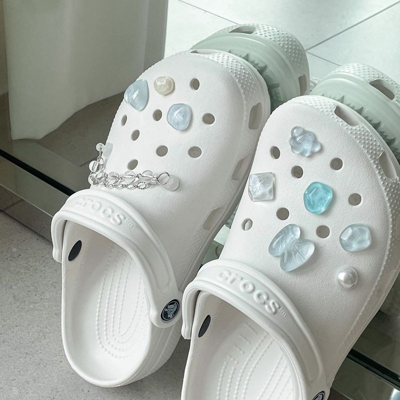[made]blue pearl pebble resin shoes charm set 