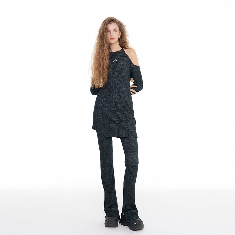 ITZAVIBE（イッザバイブ）の「[ICC22WPT18BK] HALTER-NECK SET BANDING PANTS（Pants）」