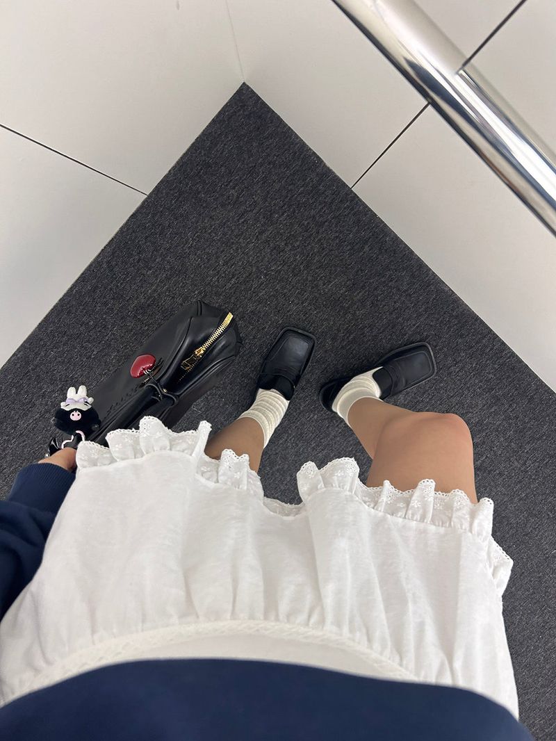 [MADE] Versi lace frill mini skirt