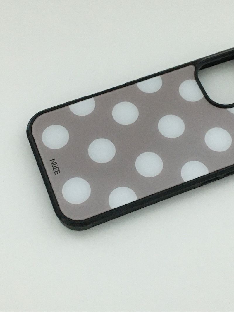 B.dot (beige) case 