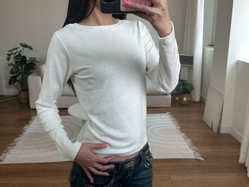 silky basic tee