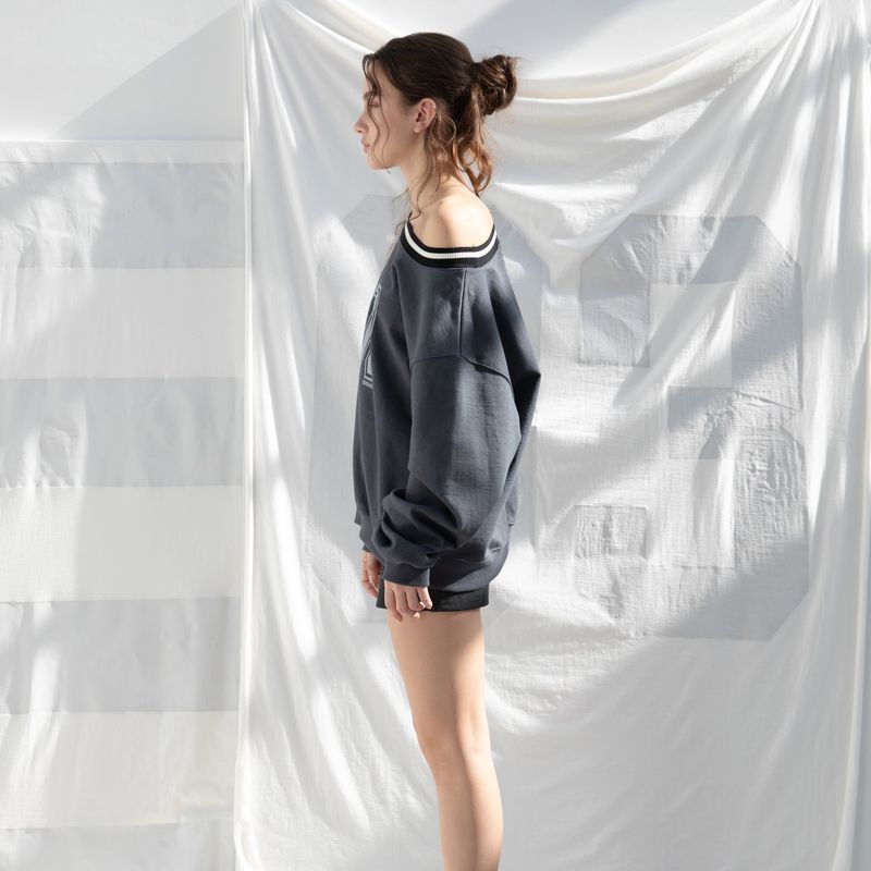 SPORTY OVERSIZE SWEATSHIRT (GREY)