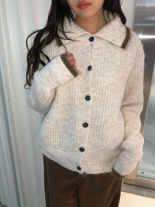 Ruggie Color Matching Collar High Neck Button Knit