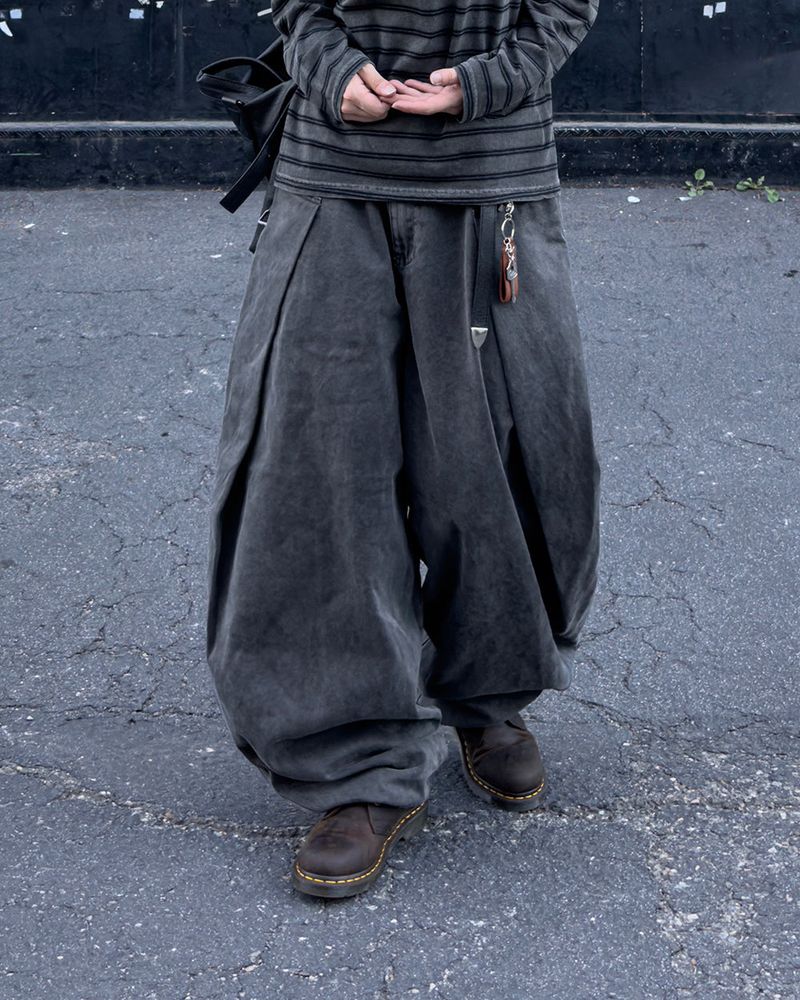 Folden Pigment Balloon Pants