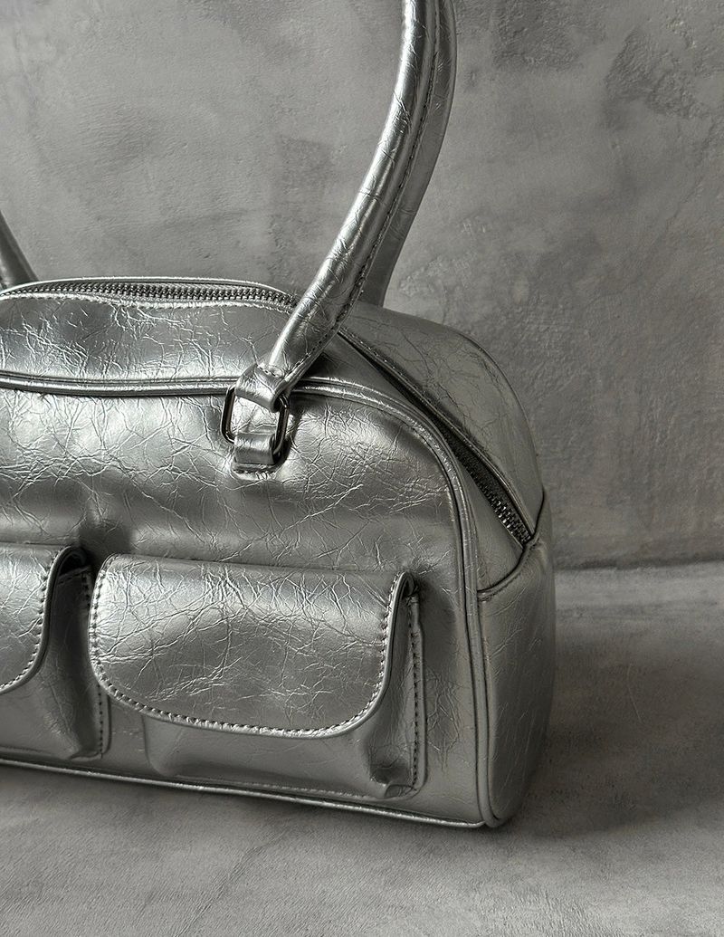 Silver Pocket Backcuckoo Shoulder Bag