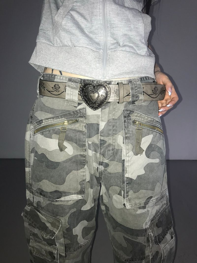 antic heart belt