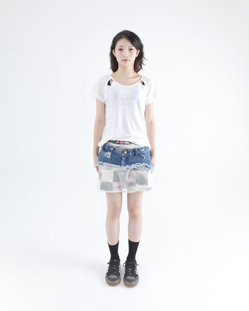 BACK HOLE T SHIRTS