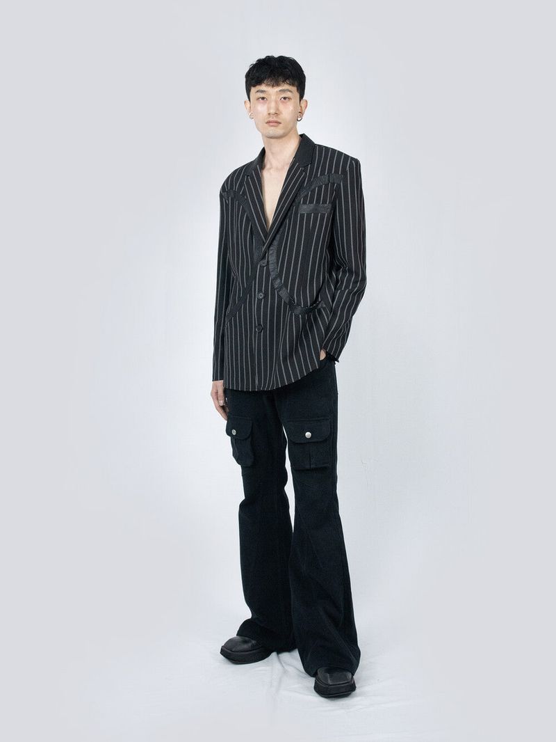 Curved Cargo Flare Pants (Black)