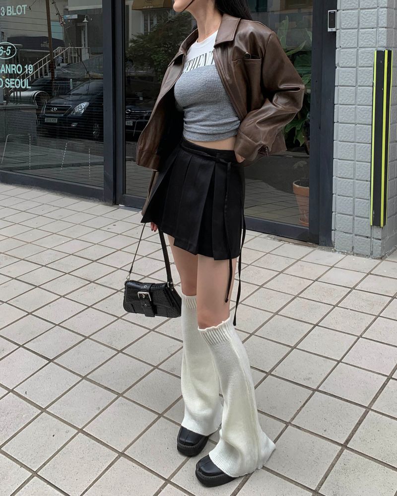 Tie pleated skirt