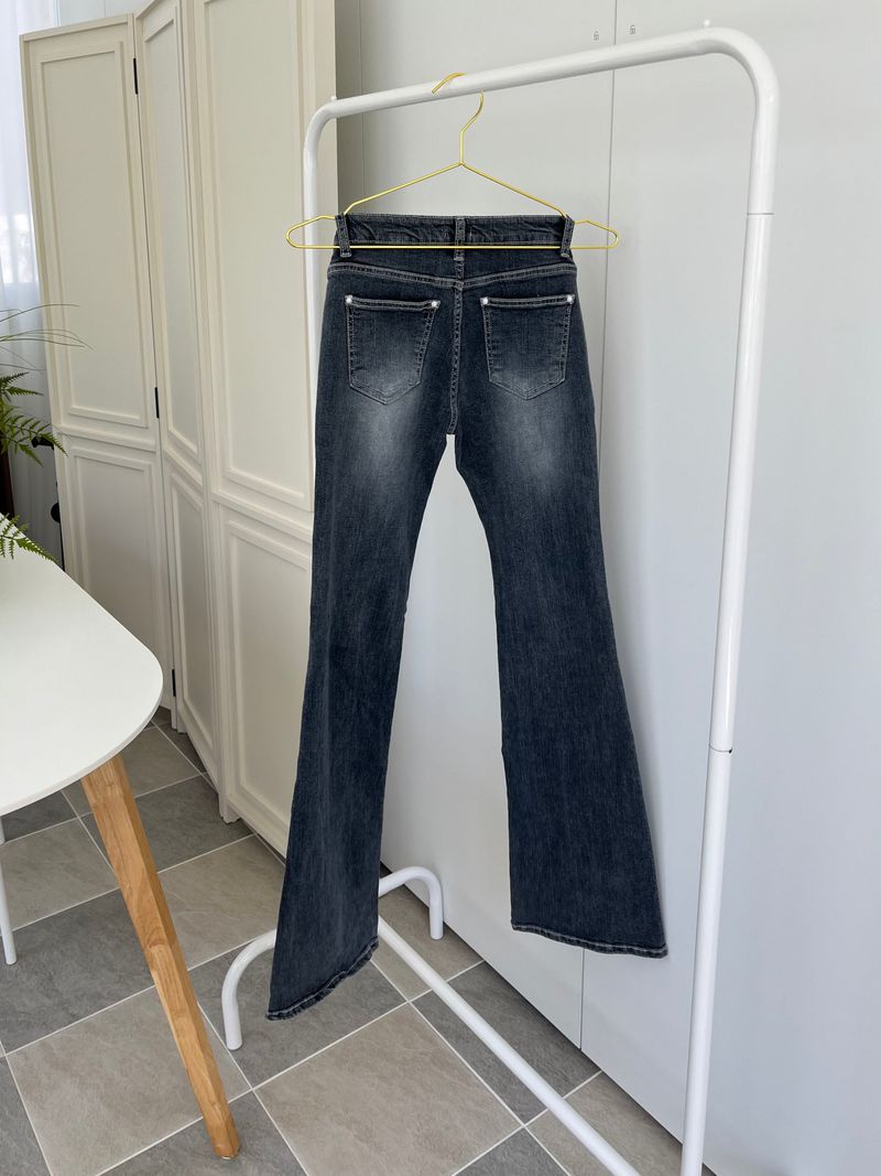 Clue Low Rise Denim Bootcut Pants (one color)