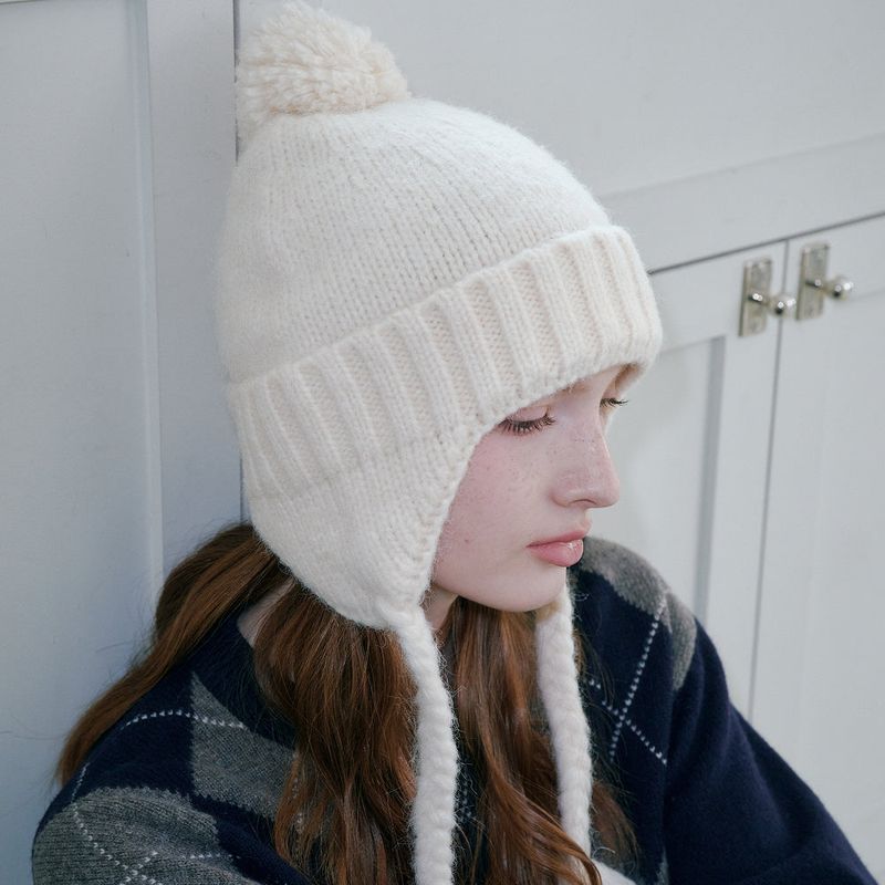 Folded Bell Earflap Beanie (Cream)