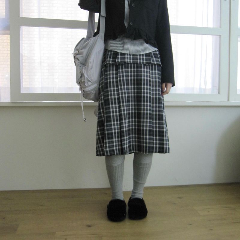 ダブルレイヤーチェックスカート