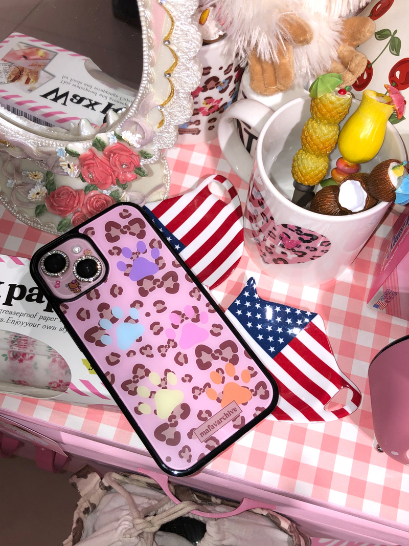MAFAVARCHIVE(マイフェイブアーカイブ)の「paw leopard glass case(Smartphone Accessories)」
