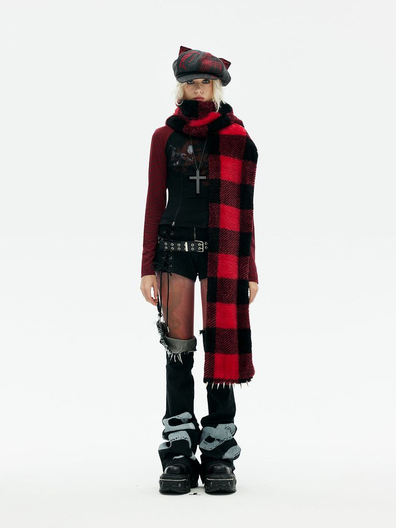 Emoha Asuka's punk cat ear newsboy hat