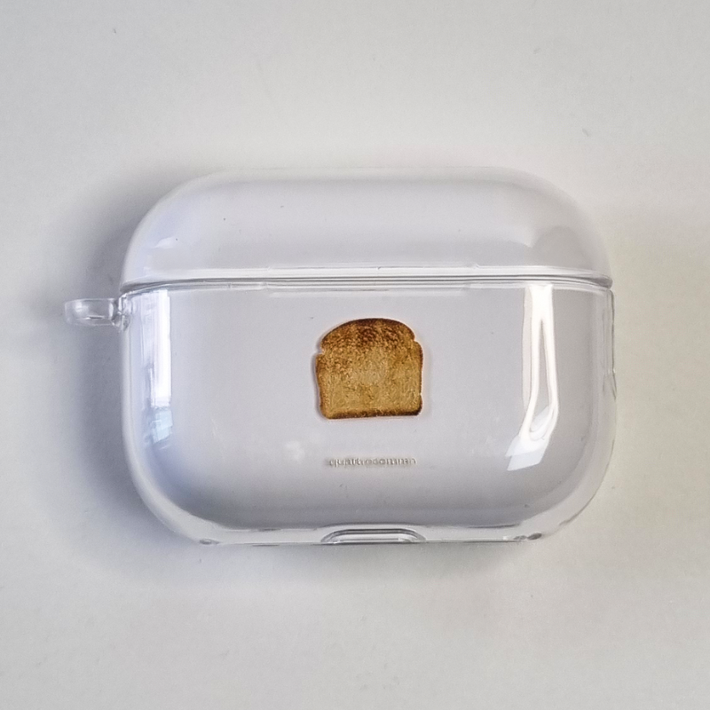 quattrocomma（クアトロコンマ）の「パン AirPod Pro ケース (全モデル)（スマホグッズ/小物）」