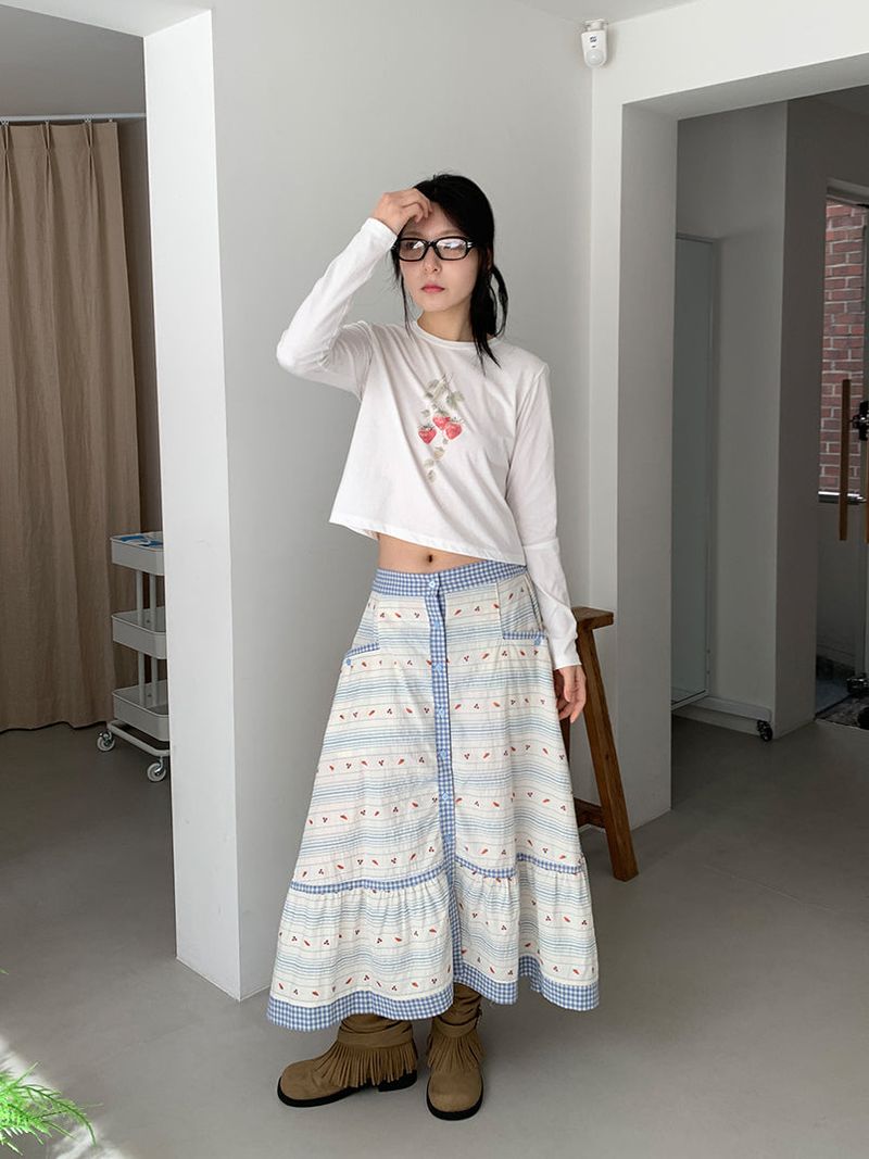 CARROT BUTTON FULL SKIRT (2C)