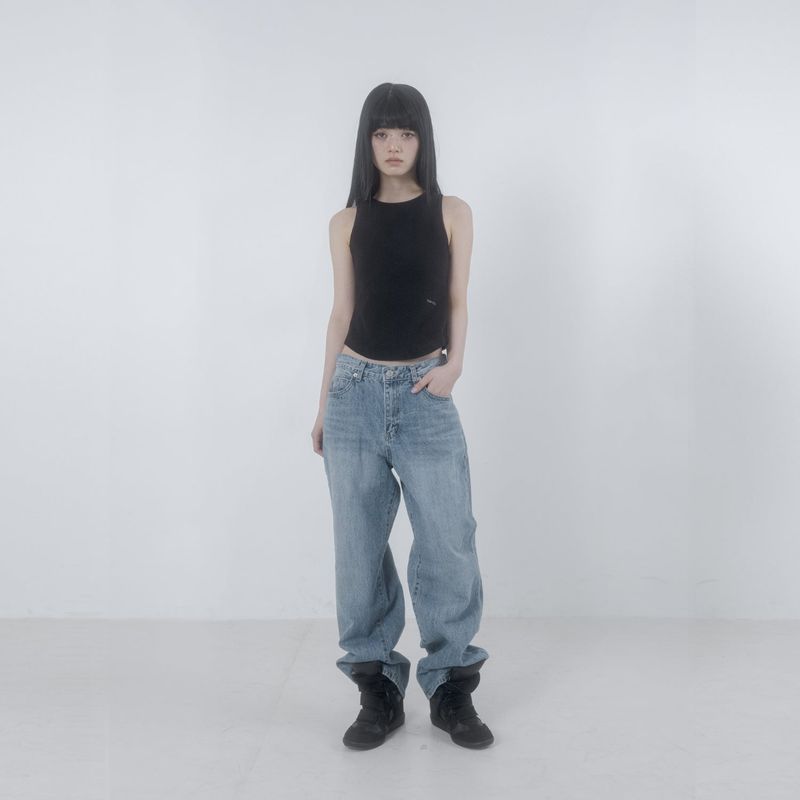 Essential sleeveless 001