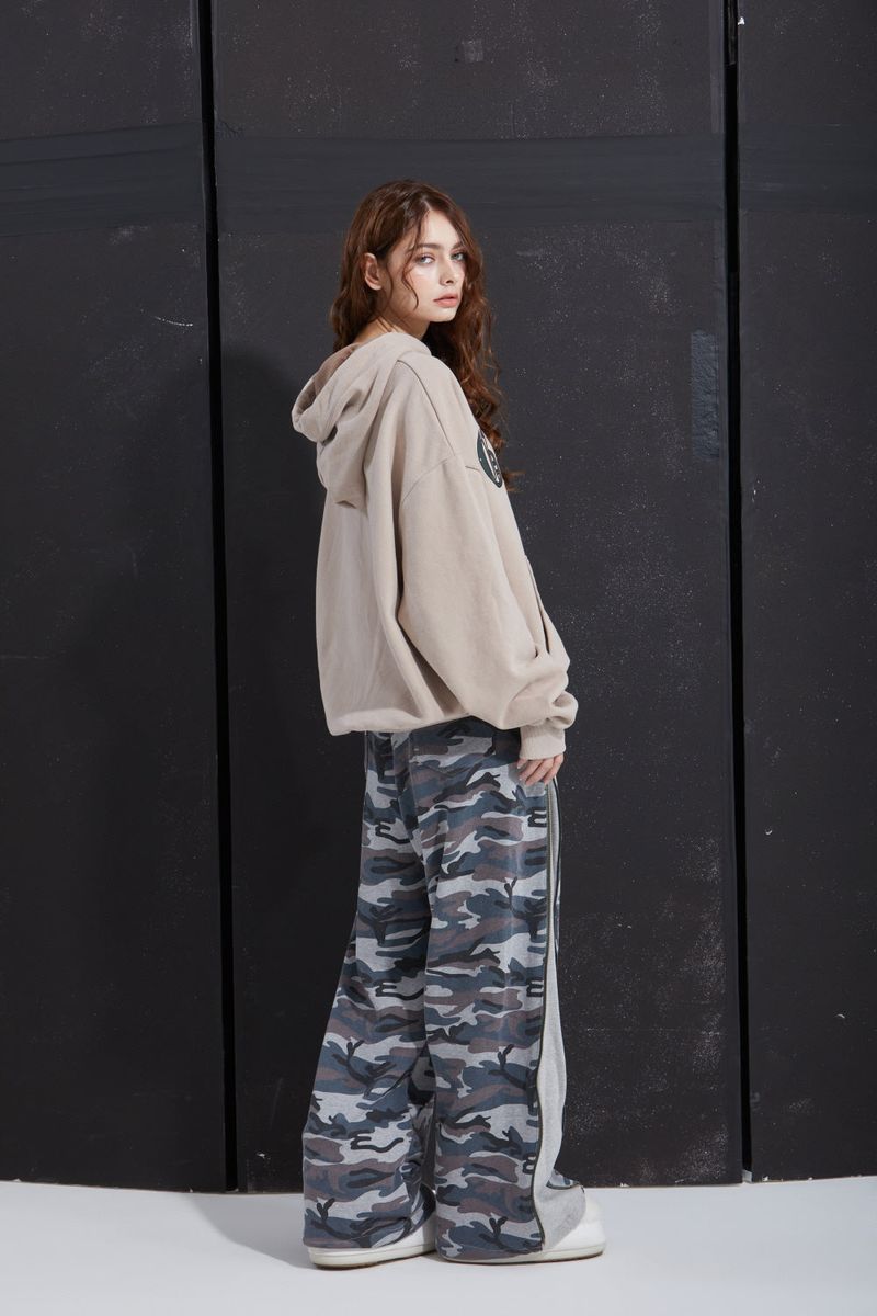 HIDDEN JOGGER
