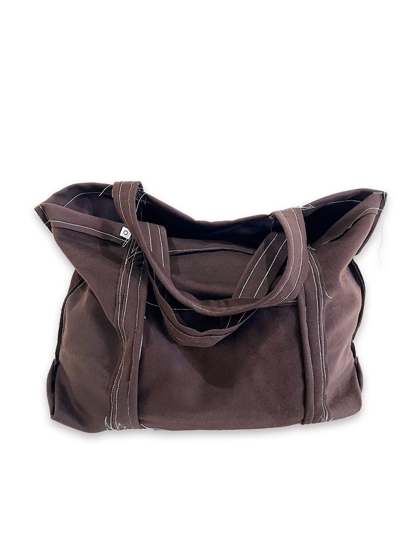O Logo Drawing Stitch Bag / Brown