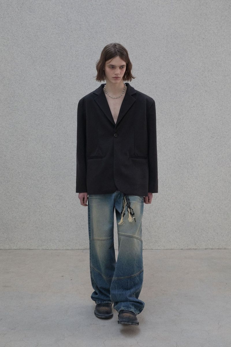 GUBIN(グビン)の「カーブダブルニーデニムパンツ(パンツ)」
