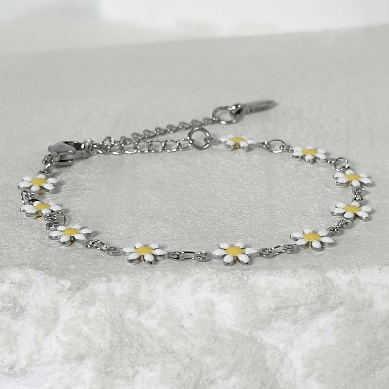 ss-Daisy flower motive array bracelet_white yellow