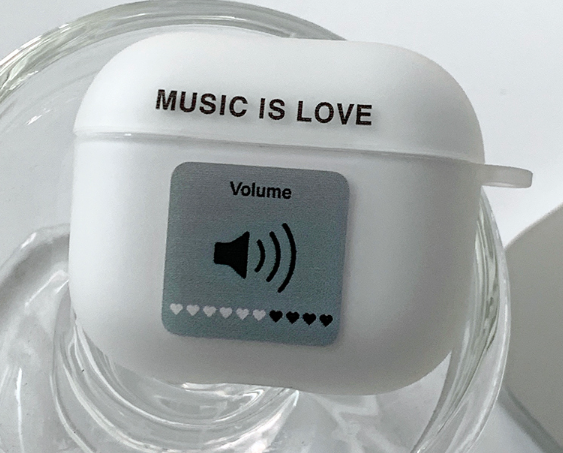 Music is LOVE AirPods case_matt