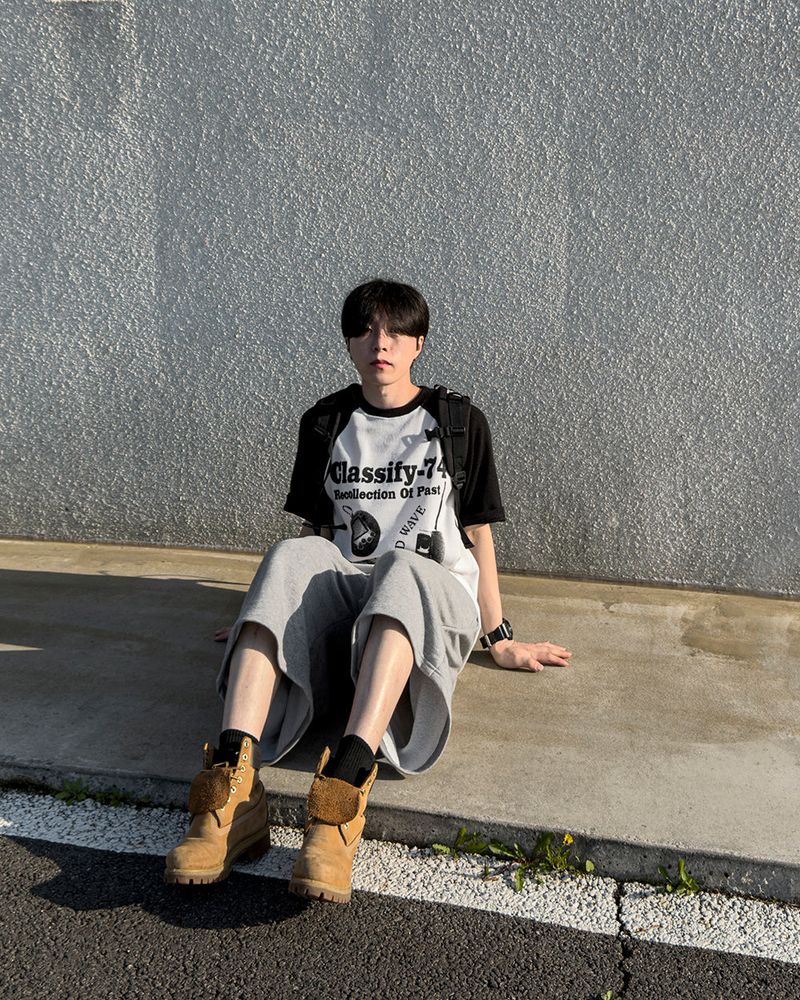 Ragiv Graphic Raglan Knit Short Sleeve