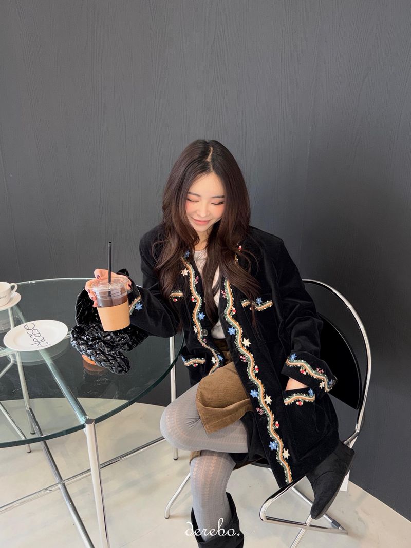 French velvet embroidered no collar jacket