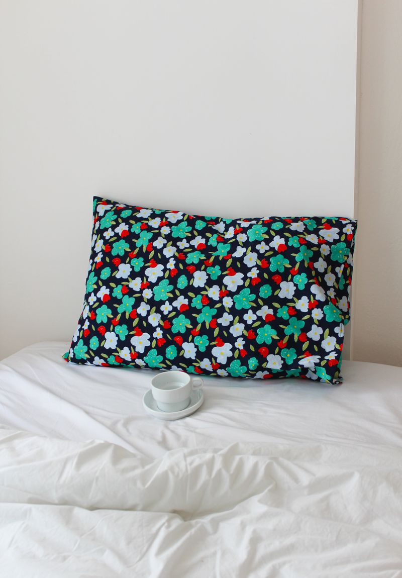 Bombom Flower Pillow cover