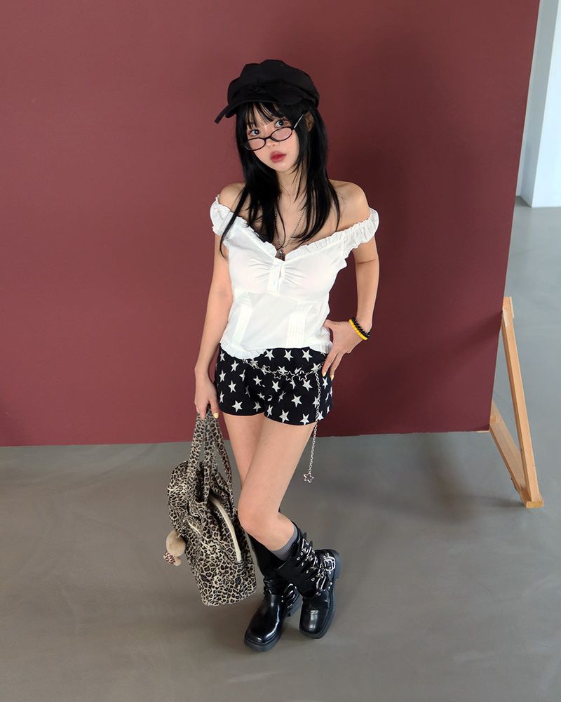 Star Kitchen Banded Waist Shorts