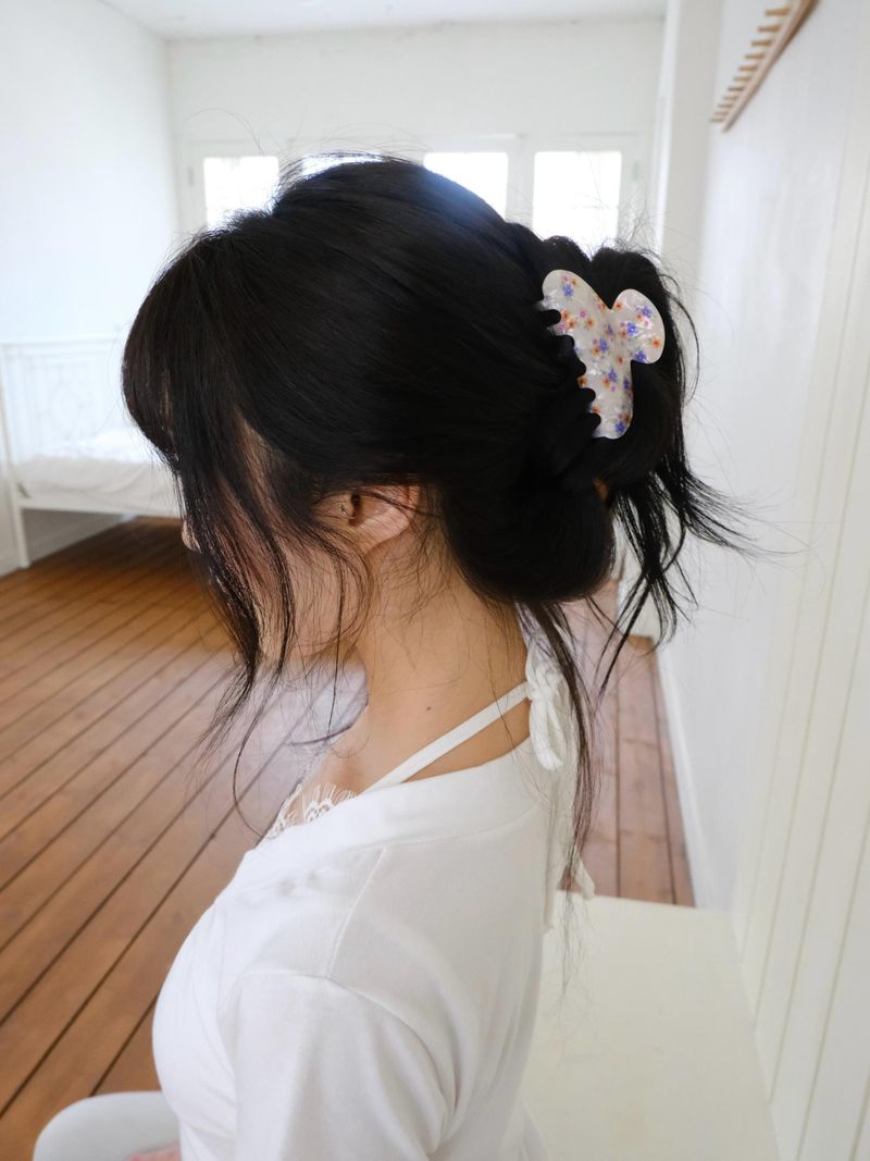 timelineseoul（タイムラインソウル）の「フラワーヘアクリップ（ヘアアクセサリー）」