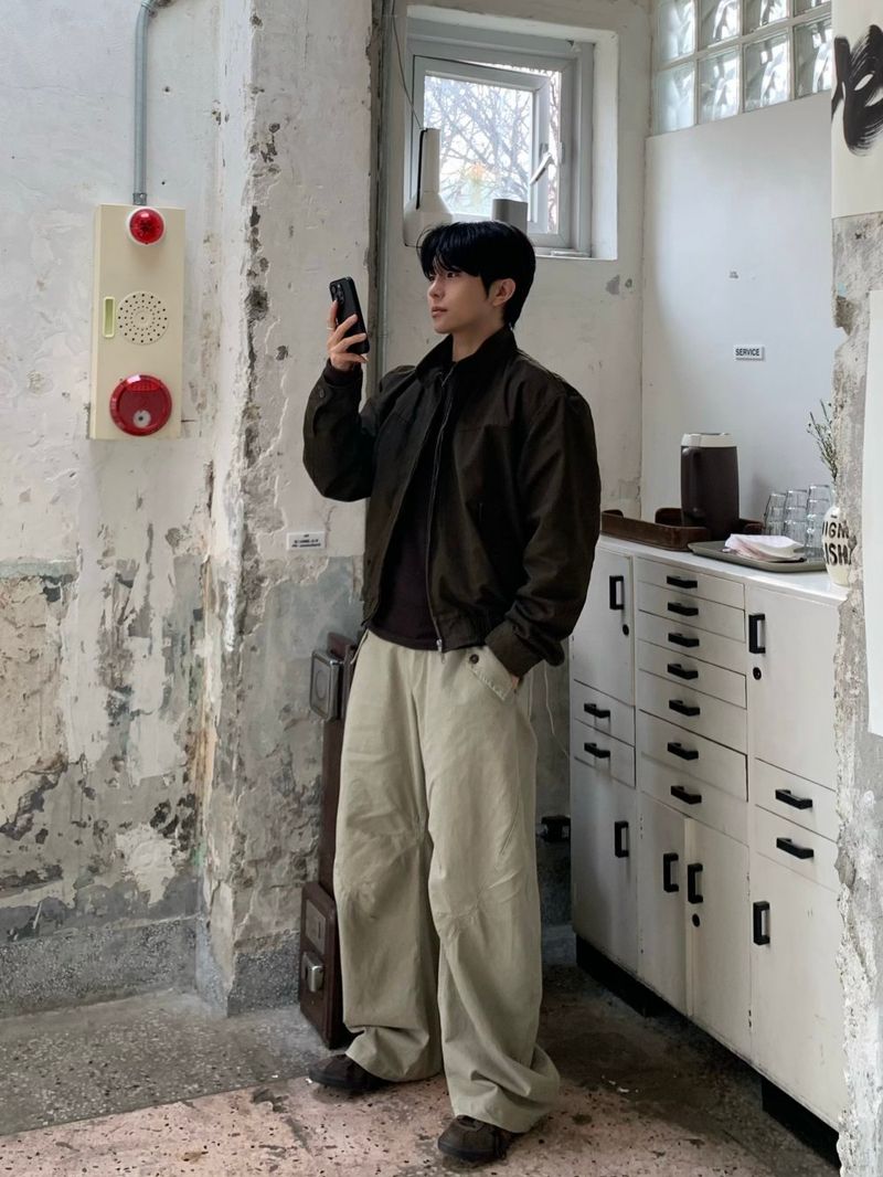 Arthur pin curved pants