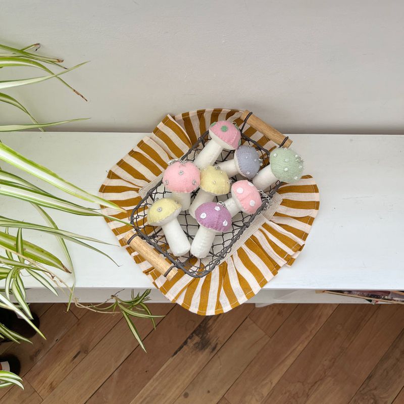 [soft keyring] shining mushroom (pink)