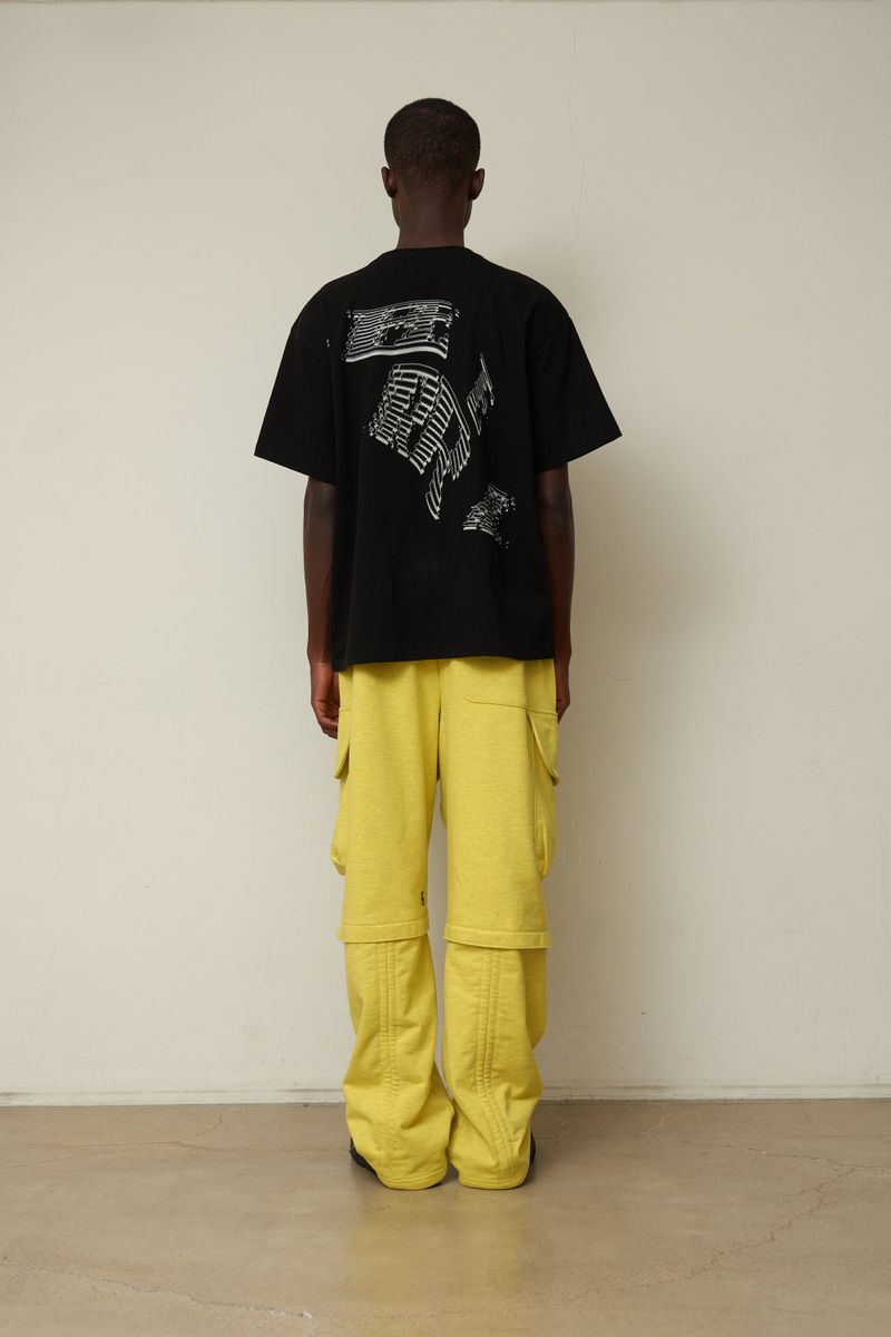EEERRR letter graphic T-Shirt (Black)