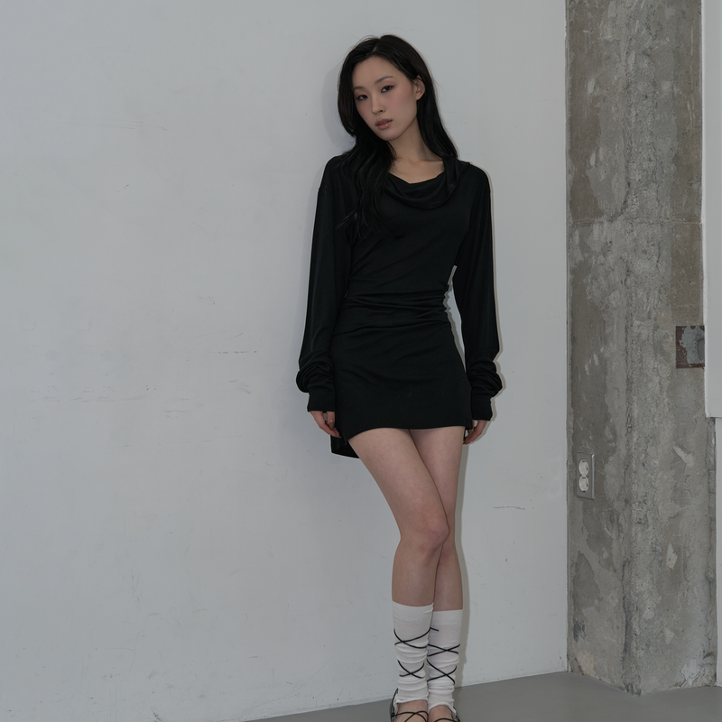COWL HOOD DRAPE DRESS (BLACK)