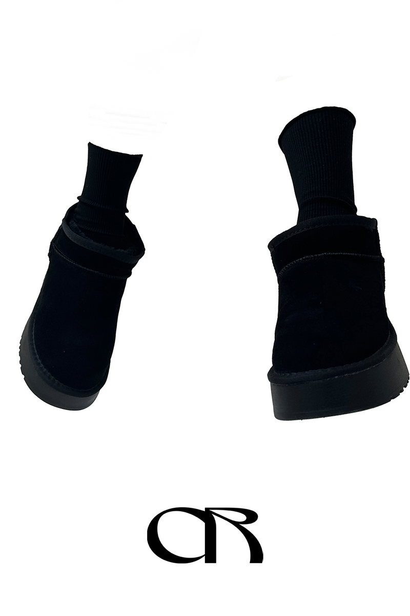 CCORTTI（コルッティ）の「(COW LEATHER🤎🐑🐄) ダルメシアンアグ4㎝プラットフォームショートブーツ（シューズ）」