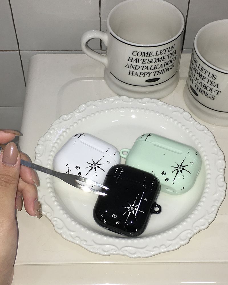 SQUALL（スコール）の「[MADE] ツインクルエアポッズケース（スマホグッズ/小物）」