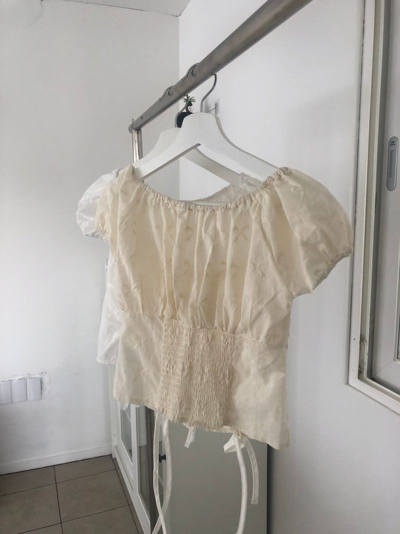 Luna Shirring Blouse (2 colors)