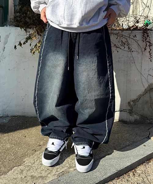Wide Side-Line Denim Balloon Pants
