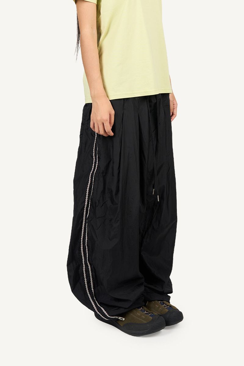 Side ethnic nylon pants
