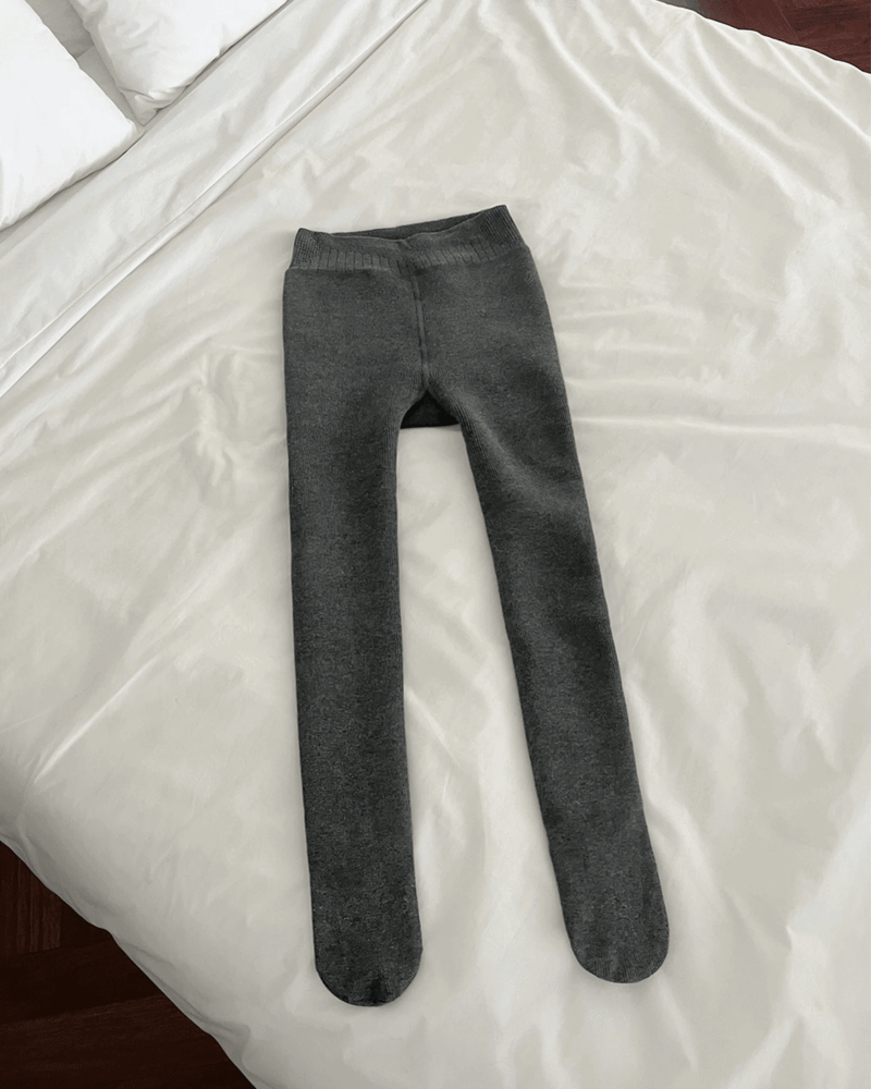 GUSTA（グスタ）の「Soft Warm Wnter Fleece Basic Leggings（Pants）」