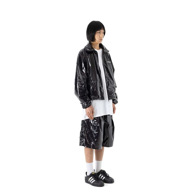 C LOGO ONE TUCK SATIN WIDE SHORT PANTS
