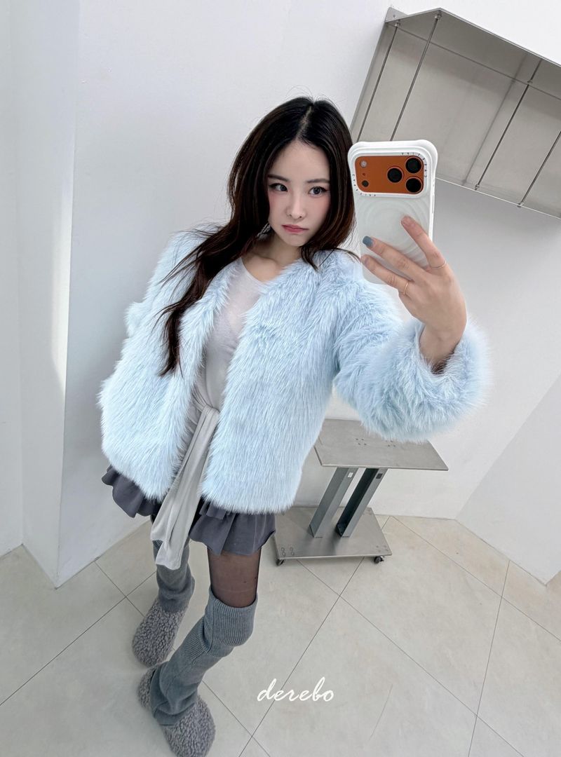 Sky Cloud No Collar Fur Jacket